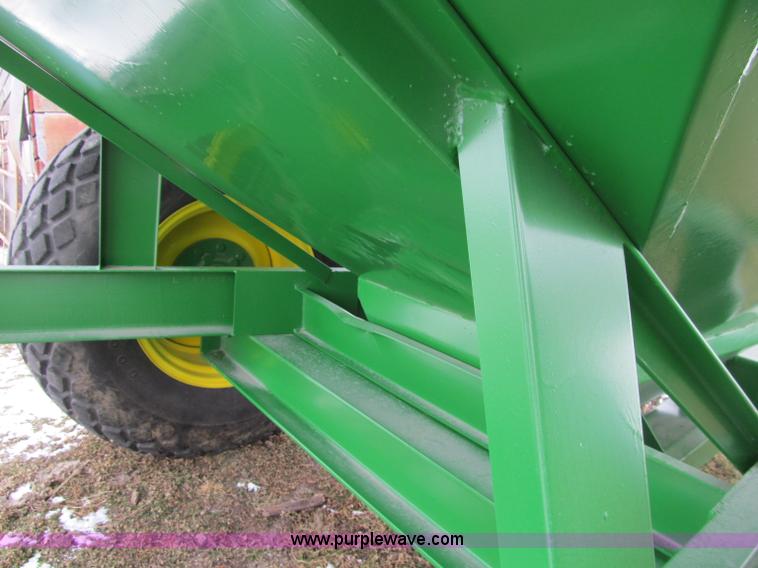 image for item D7145 Killbros grain cart