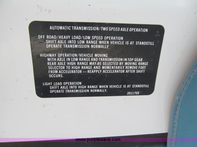 image for item D7147 1977 GMC 6500 grain truck