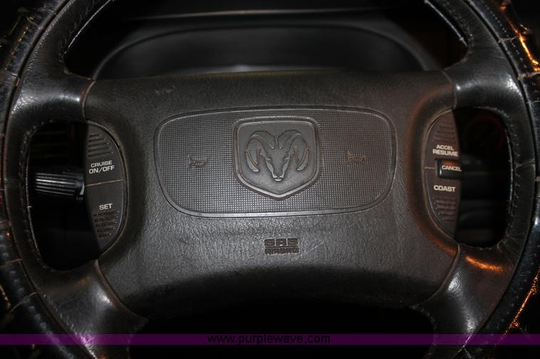 image for item E2562 1999 Dodge Ram 2500 Quad Cab pickup truck