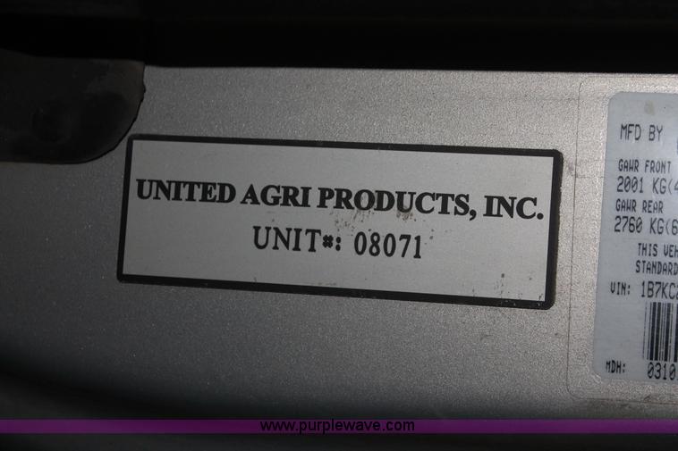 image for item E2562 1999 Dodge Ram 2500 Quad Cab pickup truck