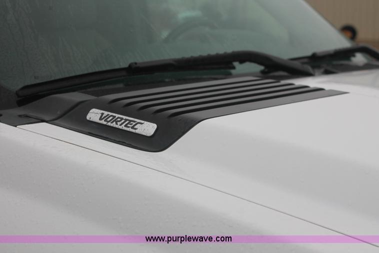 image for item E2564 2010 Chevrolet Silverado 2500HD LT Extended Cab pickup truck