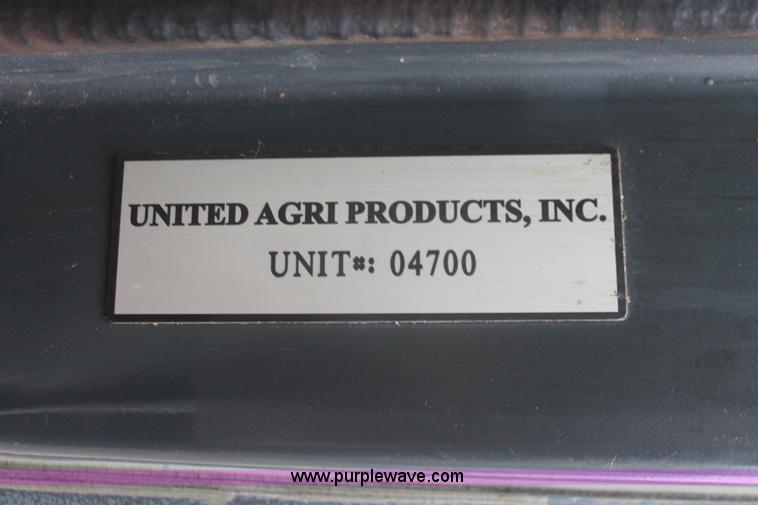 image for item E2566 1995 International 8100 box truck