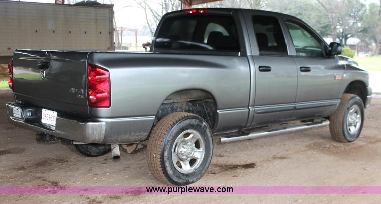 image for item E2567 2007 Dodge Ram 2500 HD SLT Quad Cab pickup truck