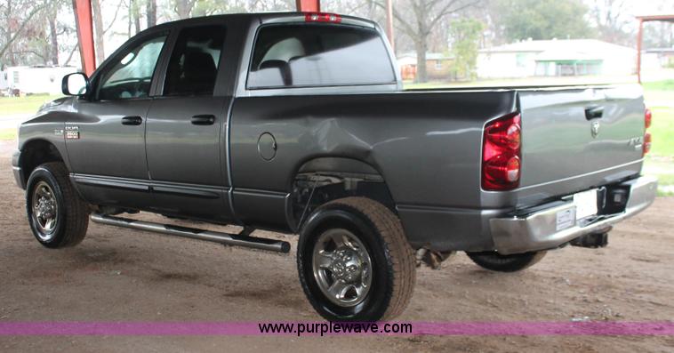 image for item E2567 2007 Dodge Ram 2500 HD SLT Quad Cab pickup truck