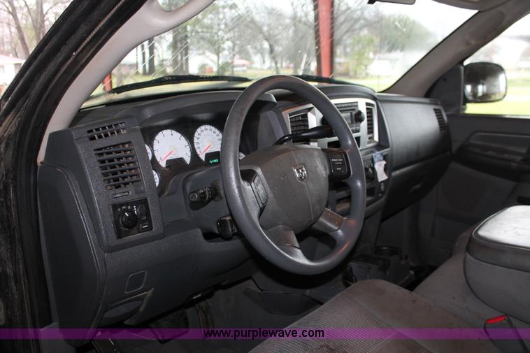 image for item E2567 2007 Dodge Ram 2500 HD SLT Quad Cab pickup truck