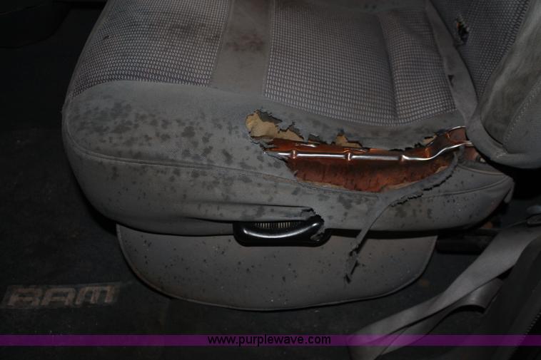 image for item E2567 2007 Dodge Ram 2500 HD SLT Quad Cab pickup truck