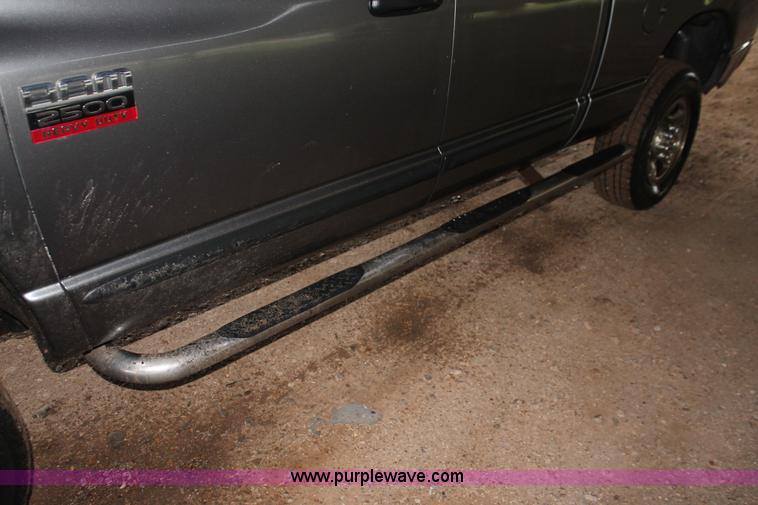 image for item E2567 2007 Dodge Ram 2500 HD SLT Quad Cab pickup truck