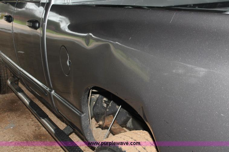 image for item E2567 2007 Dodge Ram 2500 HD SLT Quad Cab pickup truck