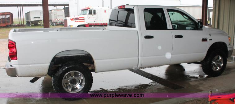 image for item E2569 2009 Dodge Ram 2500 HD Big Horn Edition Quad Cab pickup truck