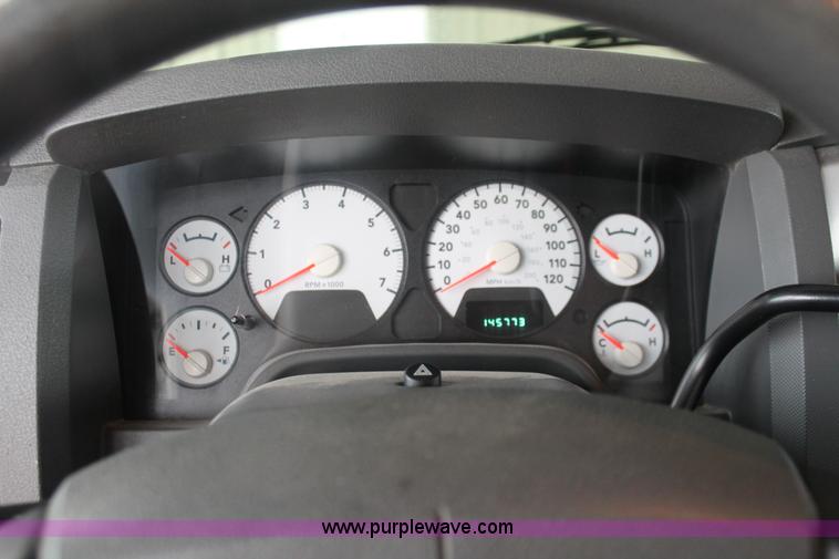 image for item E2569 2009 Dodge Ram 2500 HD Big Horn Edition Quad Cab pickup truck