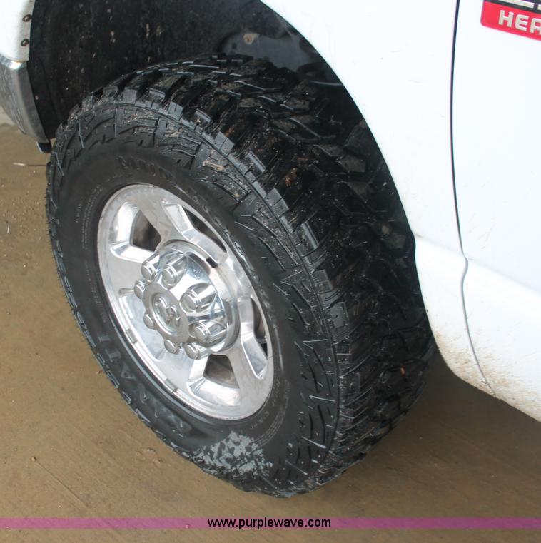 image for item E2569 2009 Dodge Ram 2500 HD Big Horn Edition Quad Cab pickup truck