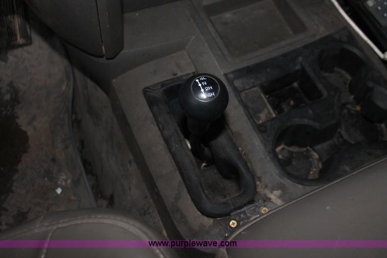 image for item E2570 2006 Dodge Ram 2500 Quad Cab pickup truck