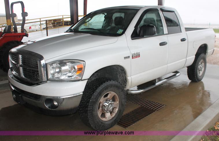 image for item E2571 2009 Dodge Ram 2500 HD Big Horn Edition Quad Cab pickup truck