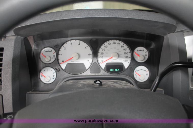 image for item E2571 2009 Dodge Ram 2500 HD Big Horn Edition Quad Cab pickup truck