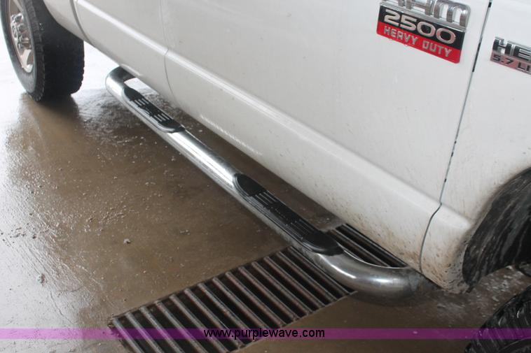image for item E2571 2009 Dodge Ram 2500 HD Big Horn Edition Quad Cab pickup truck