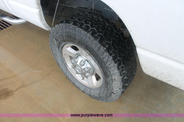 image for item E2571 2009 Dodge Ram 2500 HD Big Horn Edition Quad Cab pickup truck