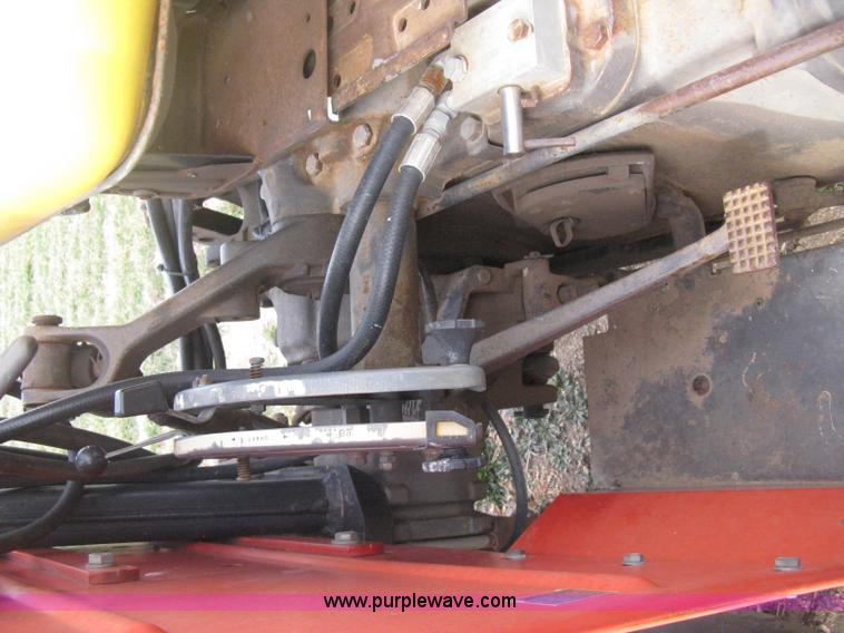 image for item E3012 Massey Fergusen 261 tractor