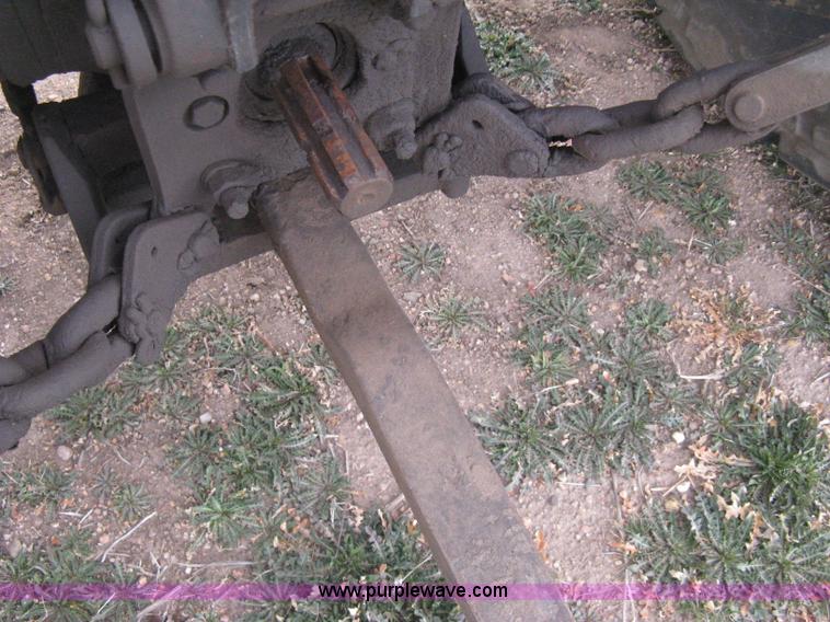 image for item E3012 Massey Fergusen 261 tractor