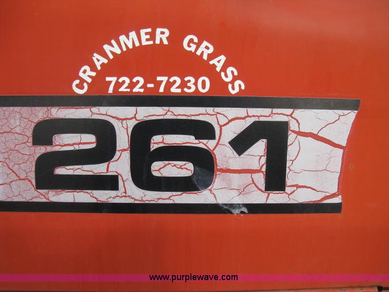 image for item E3012 Massey Fergusen 261 tractor