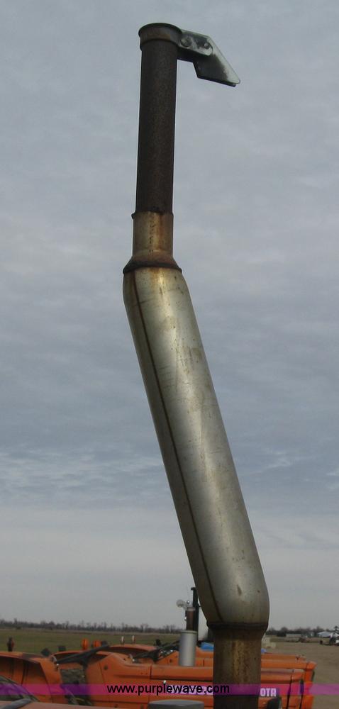 image for item E3012 Massey Fergusen 261 tractor