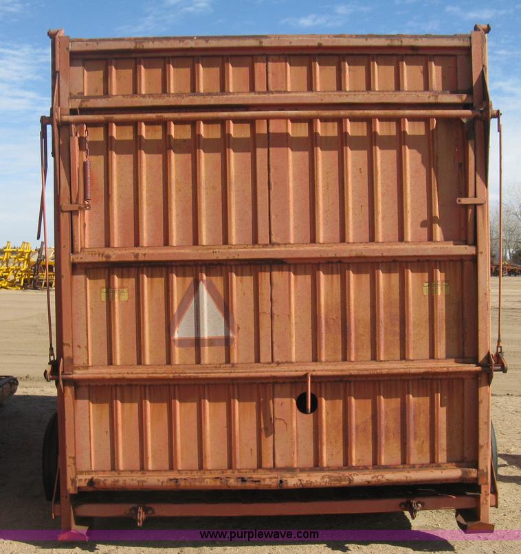 image for item E3015 Hesston Stakhand 10