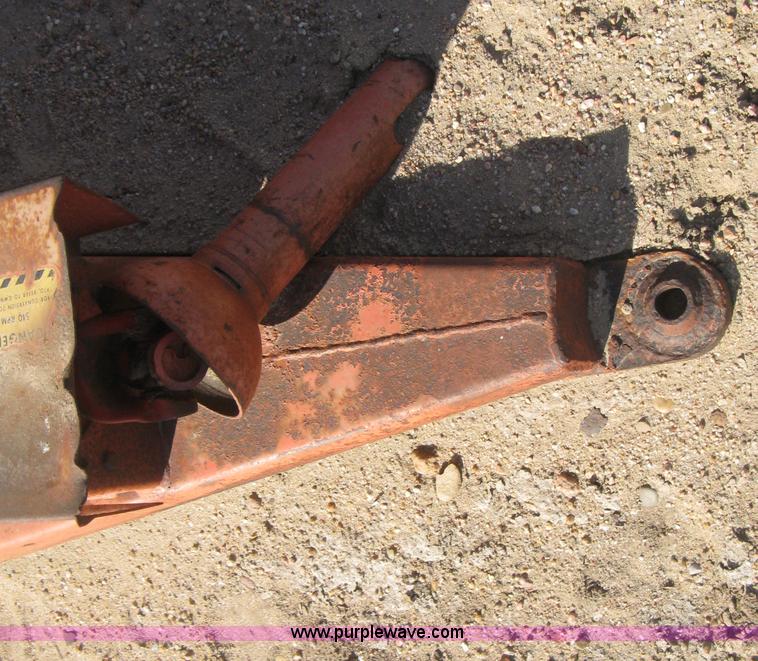 image for item E3015 Hesston Stakhand 10