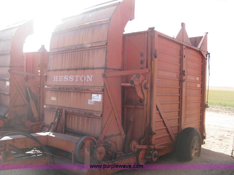 image for item E3016 Hesston Stakhand 10