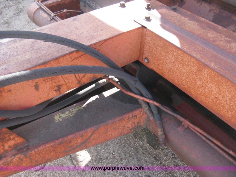 image for item E3016 Hesston Stakhand 10