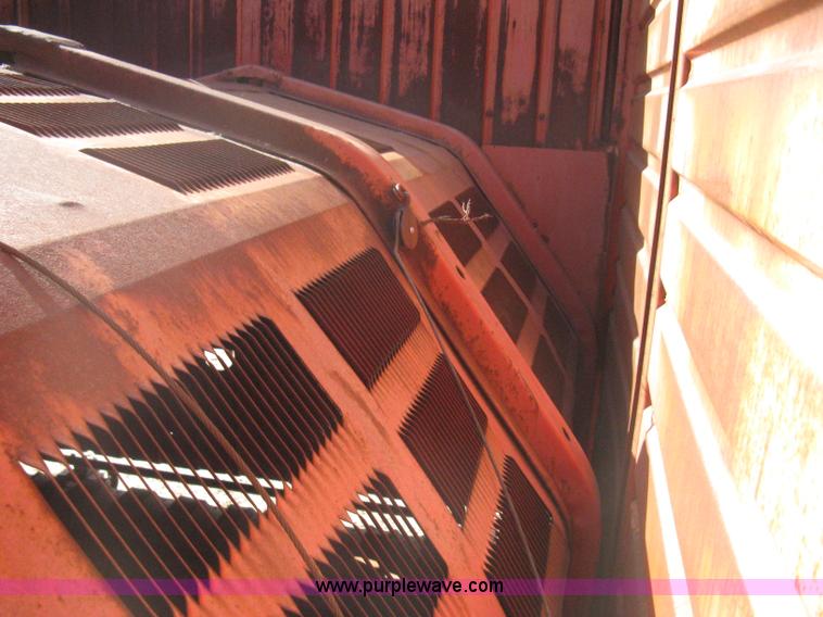 image for item E3016 Hesston Stakhand 10