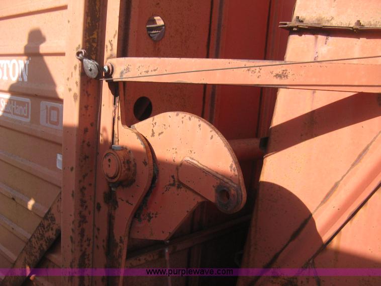 image for item E3017 Hesston Stakhand 10