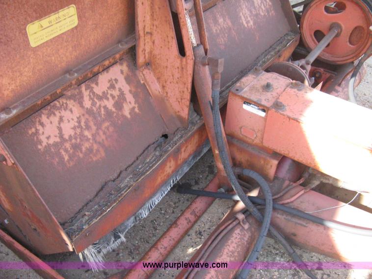 image for item E3017 Hesston Stakhand 10