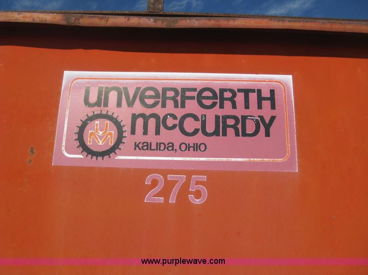 image for item E3019 Unverferth McCurdy 275 gravity wagon