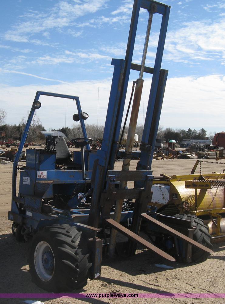 image for item E3020 Princeton PB40 piggyback forklift