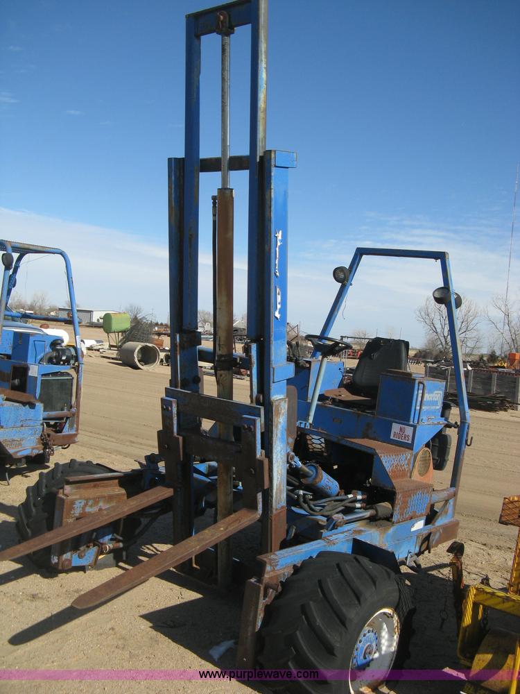 image for item E3020 Princeton PB40 piggyback forklift
