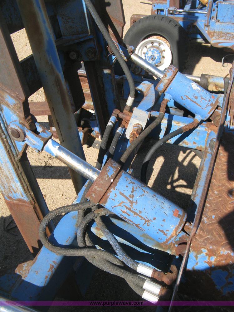 image for item E3020 Princeton PB40 piggyback forklift