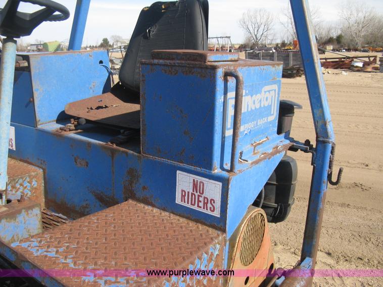 image for item E3020 Princeton PB40 piggyback forklift