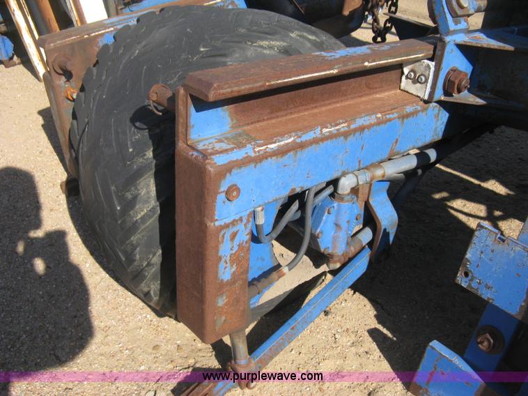 image for item E3021 Teledyne/Princeton D3200S piggyback forklift