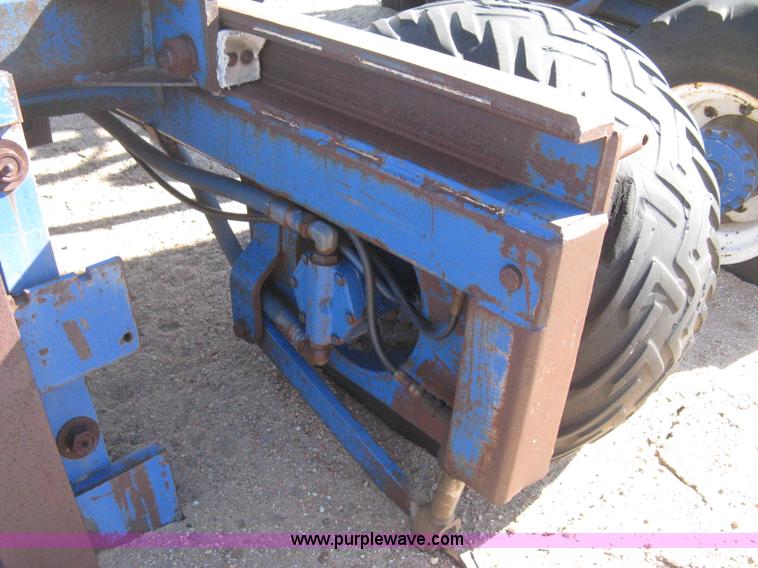 image for item E3021 Teledyne/Princeton D3200S piggyback forklift