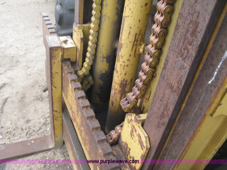 image for item E3022 Massey Ferguson H50 rough terrain forklift