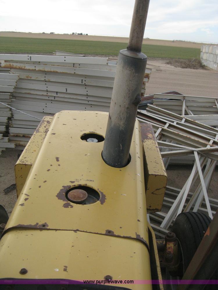 image for item E3022 Massey Ferguson H50 rough terrain forklift