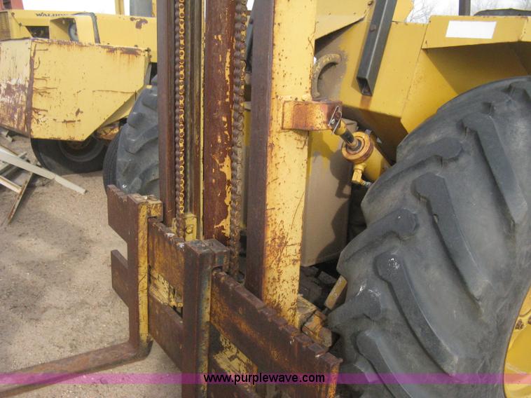 image for item E3023 Massey Ferguson H50 rough terrain forklift