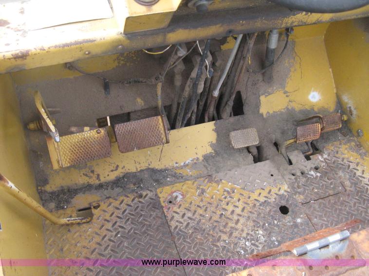 image for item E3023 Massey Ferguson H50 rough terrain forklift