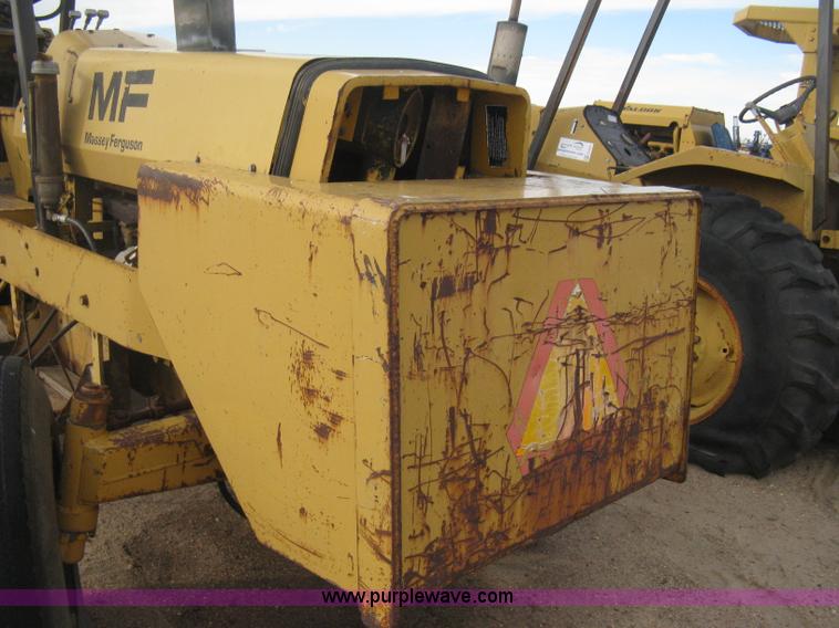 image for item E3023 Massey Ferguson H50 rough terrain forklift