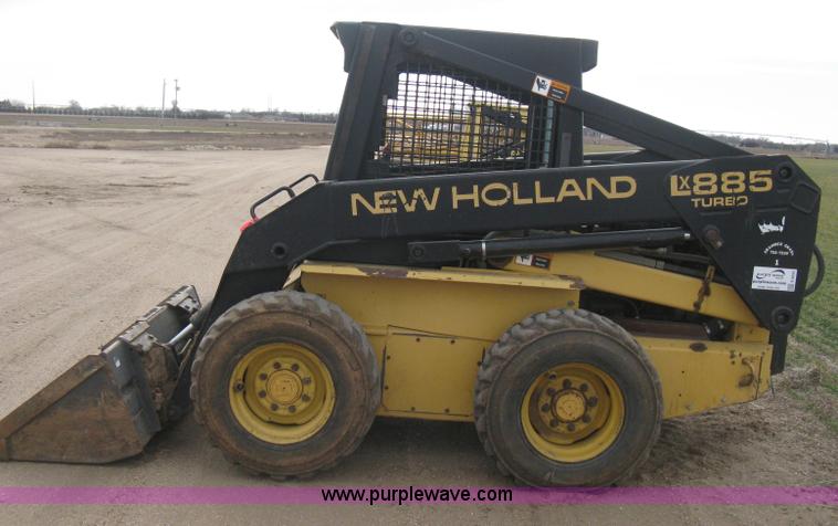 image for item E3025 1997 New Holland LX885 Turbo skid steer