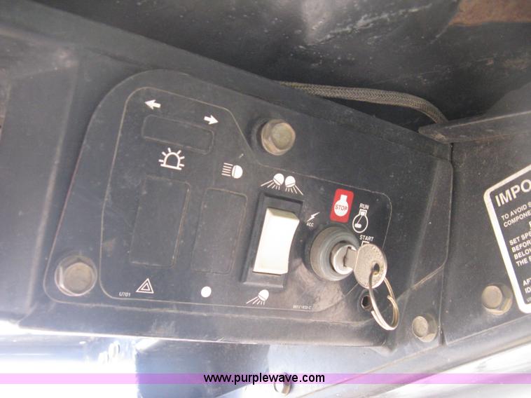 image for item E3025 1997 New Holland LX885 Turbo skid steer