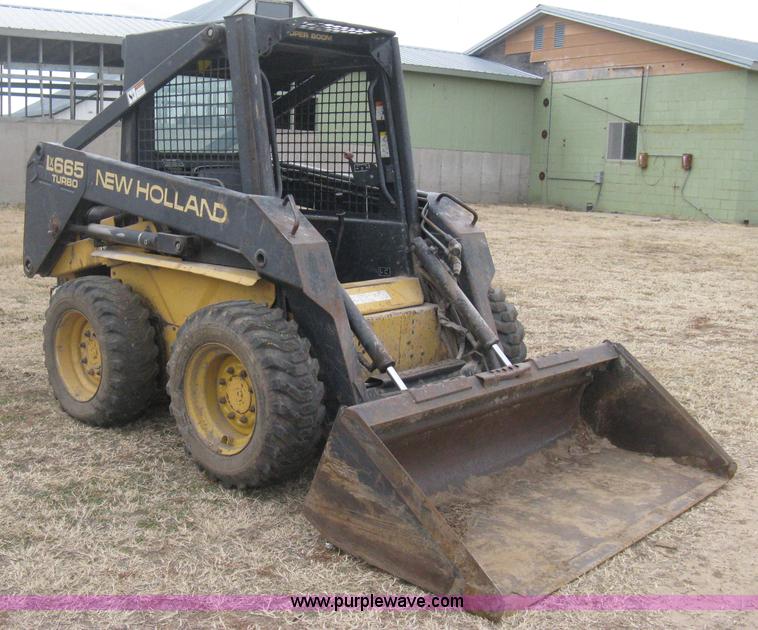 image for item E3026 1994 New Holland LX665 Turbo skid steer