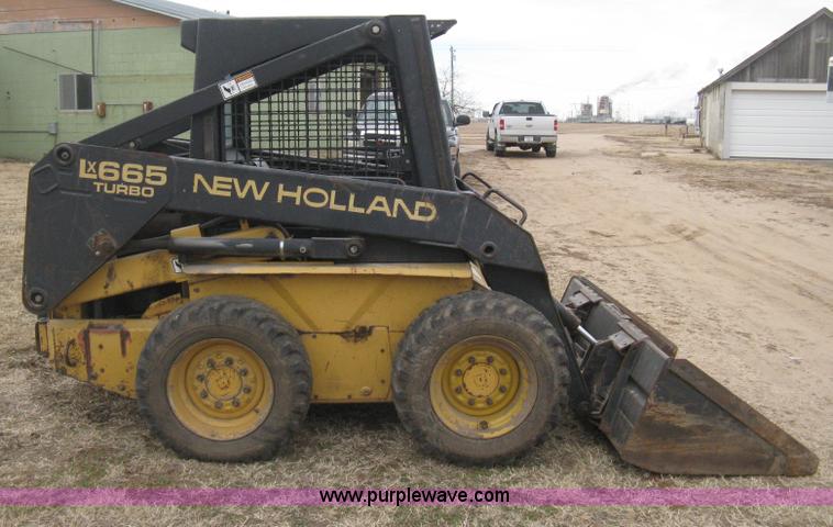 image for item E3026 1994 New Holland LX665 Turbo skid steer