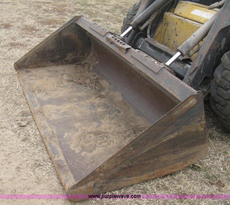 image for item E3026 1994 New Holland LX665 Turbo skid steer