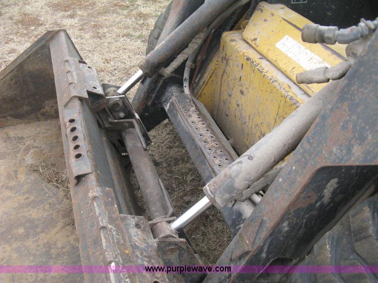 image for item E3026 1994 New Holland LX665 Turbo skid steer