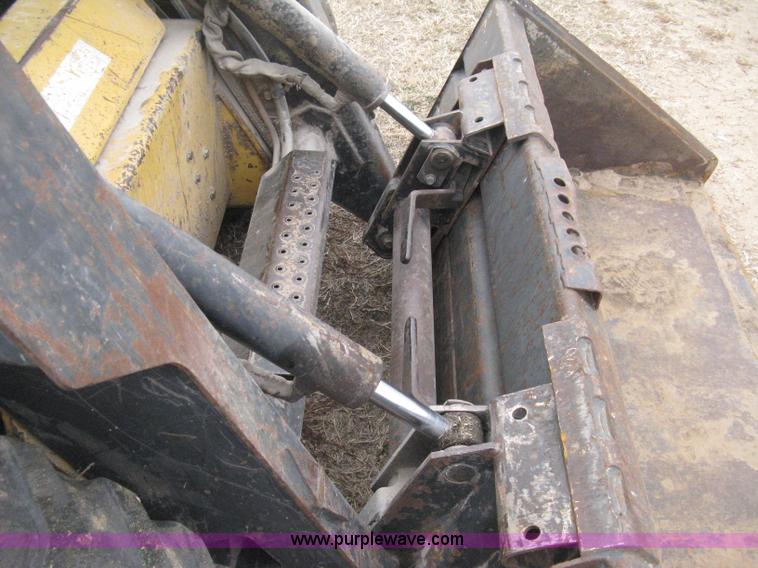 image for item E3026 1994 New Holland LX665 Turbo skid steer